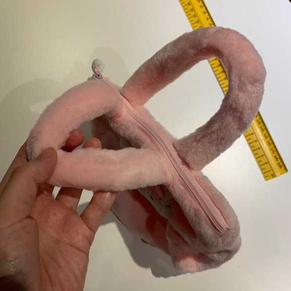 Hello Kitty Pink Fuzzy Bag - Picture 6 of 10